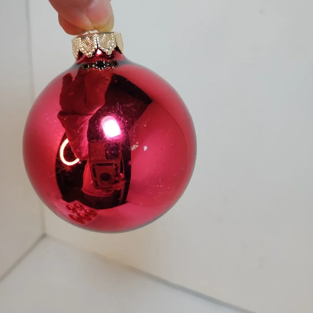 VTG Visions by Holly‎ Red Glass Christmas Ornaments Set of 6 Shiny Round Baubles